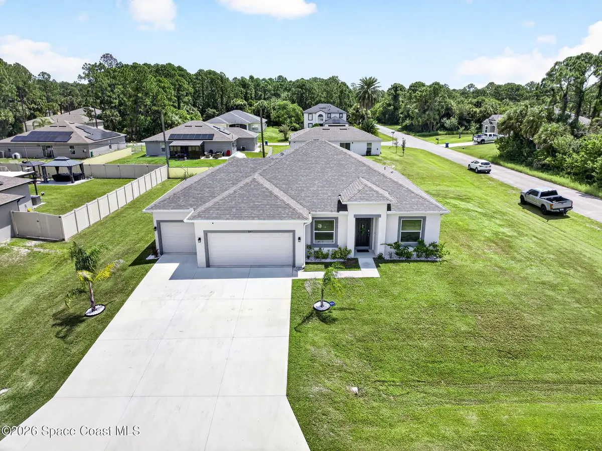 897 Dartmouth Avenue Sw, Palm Bay, FL 32908 - #1