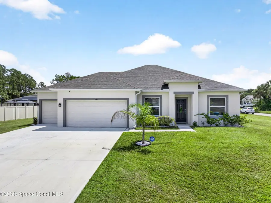 897 Dartmouth Avenue Sw, Palm Bay, FL 32908 - #2