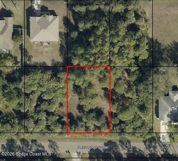 459 Fleetwood Street Sw, Palm Bay, FL 32908