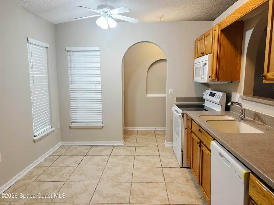 2116 Spring Creek Circle Ne, Palm Bay, FL 32905 - #2