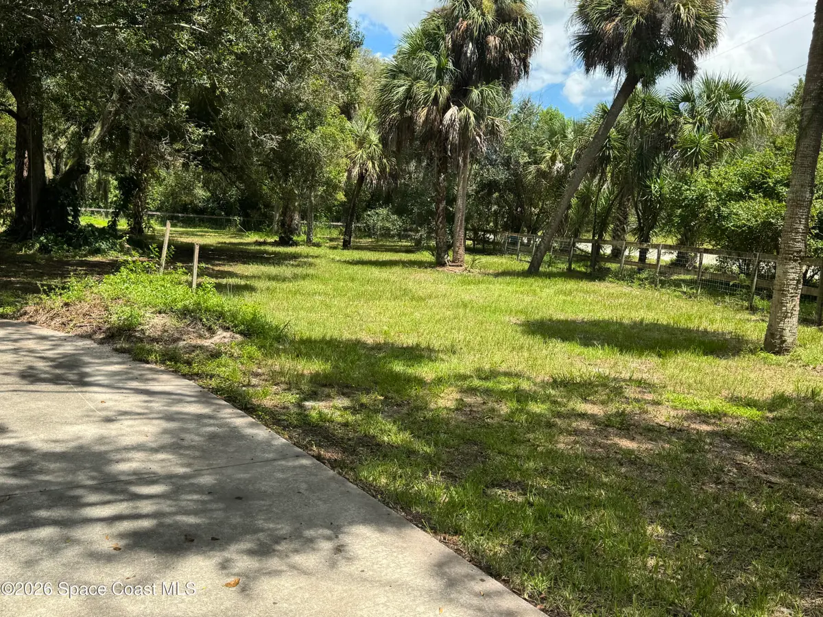 13680 101st Street, Fellsmere, FL 32948 - #1