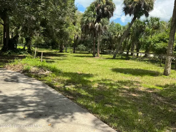 13680 101st Street, Fellsmere, FL 32948