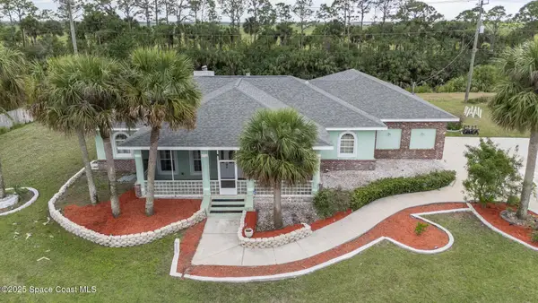 274 Lagoon Street Sw, Palm Bay, FL 32908