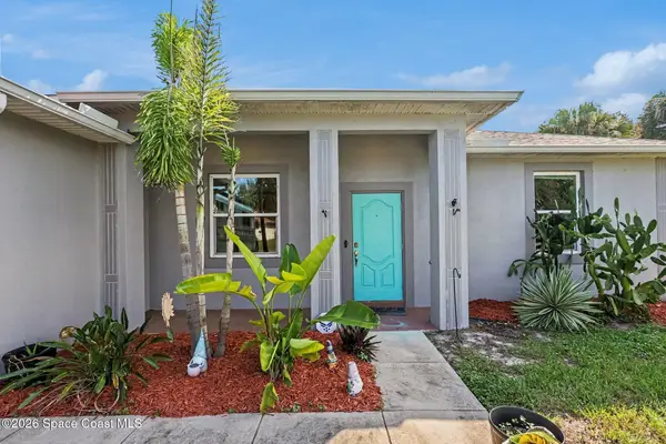 521 Borraclough Avenue Nw, Palm Bay, FL 32907