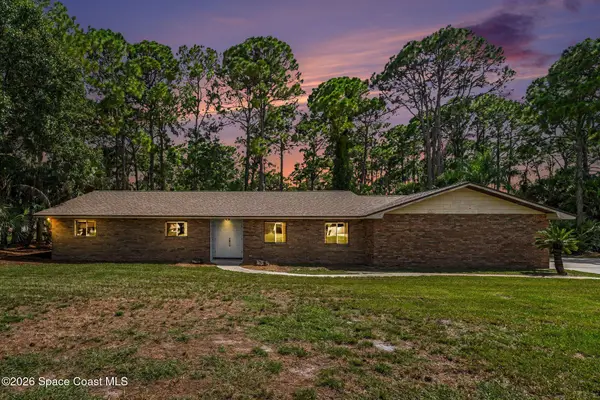 8001 Pine Needle Lane, West Melbourne, FL 32904
