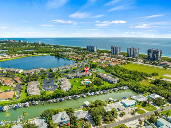 3209 S Lakeview Circle #8202, Fort Pierce, FL 34949