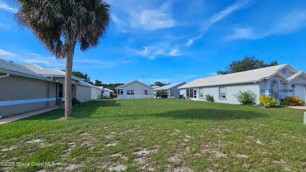 1941 Myrtle Court Ne, Palm Bay, FL 32905