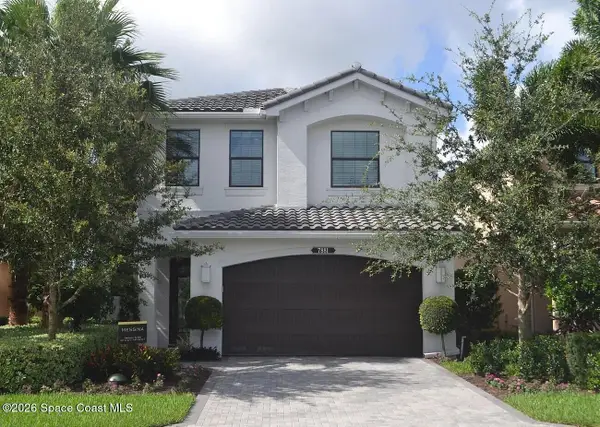 7882 Sunstone Street, Delray Beach, FL 33444