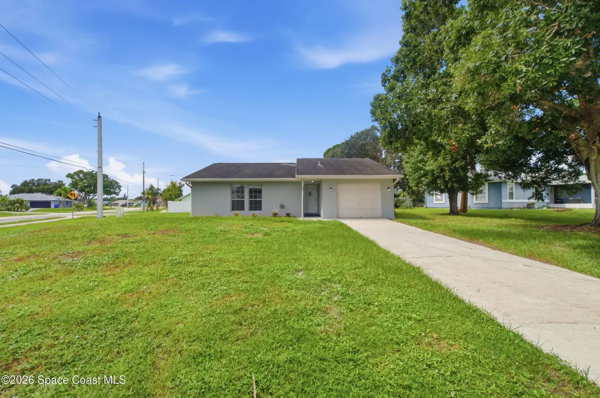 801 Cody Avenue, Sebastian, FL 32958 - #1