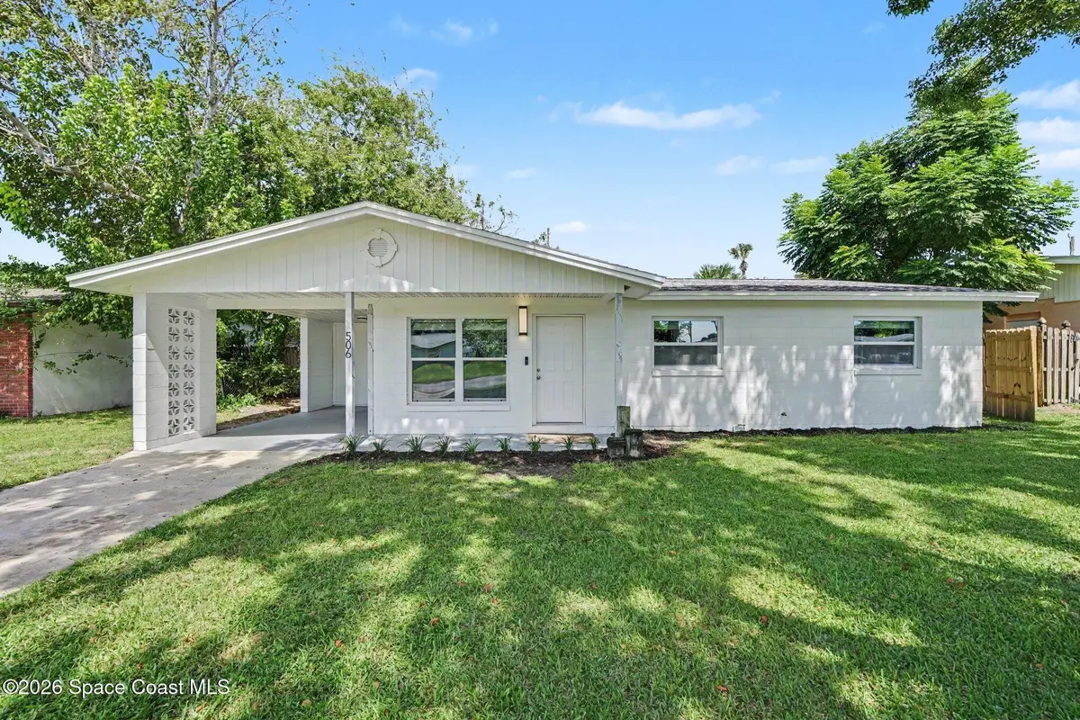 506 Cambridge Circle, South Daytona, FL 32119 - #1