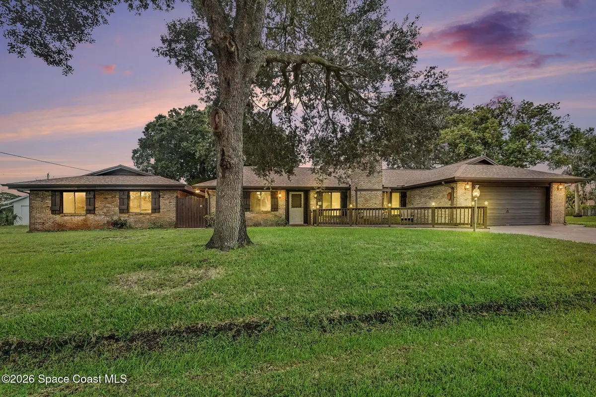 806 Hawser Street Ne, Palm Bay, FL 32907 - #1