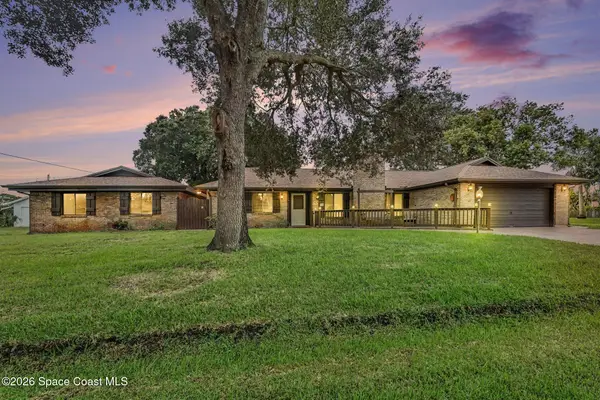 806 Hawser Street Ne, Palm Bay, FL 32907
