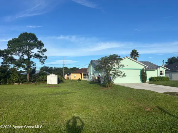 8155 100th Court, Vero Beach, FL 32967