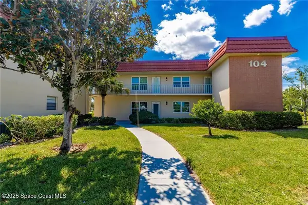 104 Royal Oak Drive #101, Vero Beach, FL 32962