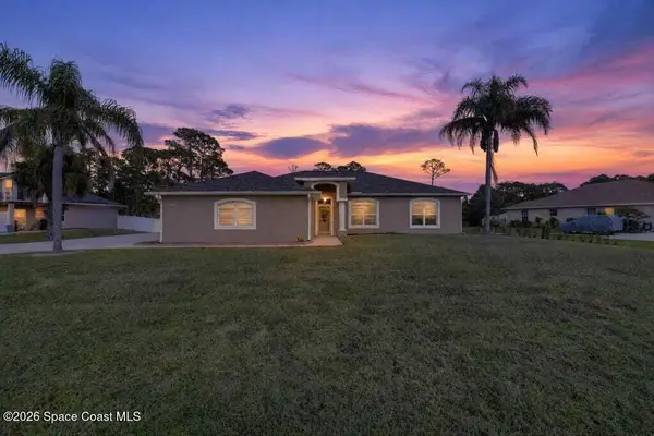 4045 Fawn Lake Boulevard, Mims, FL 32754