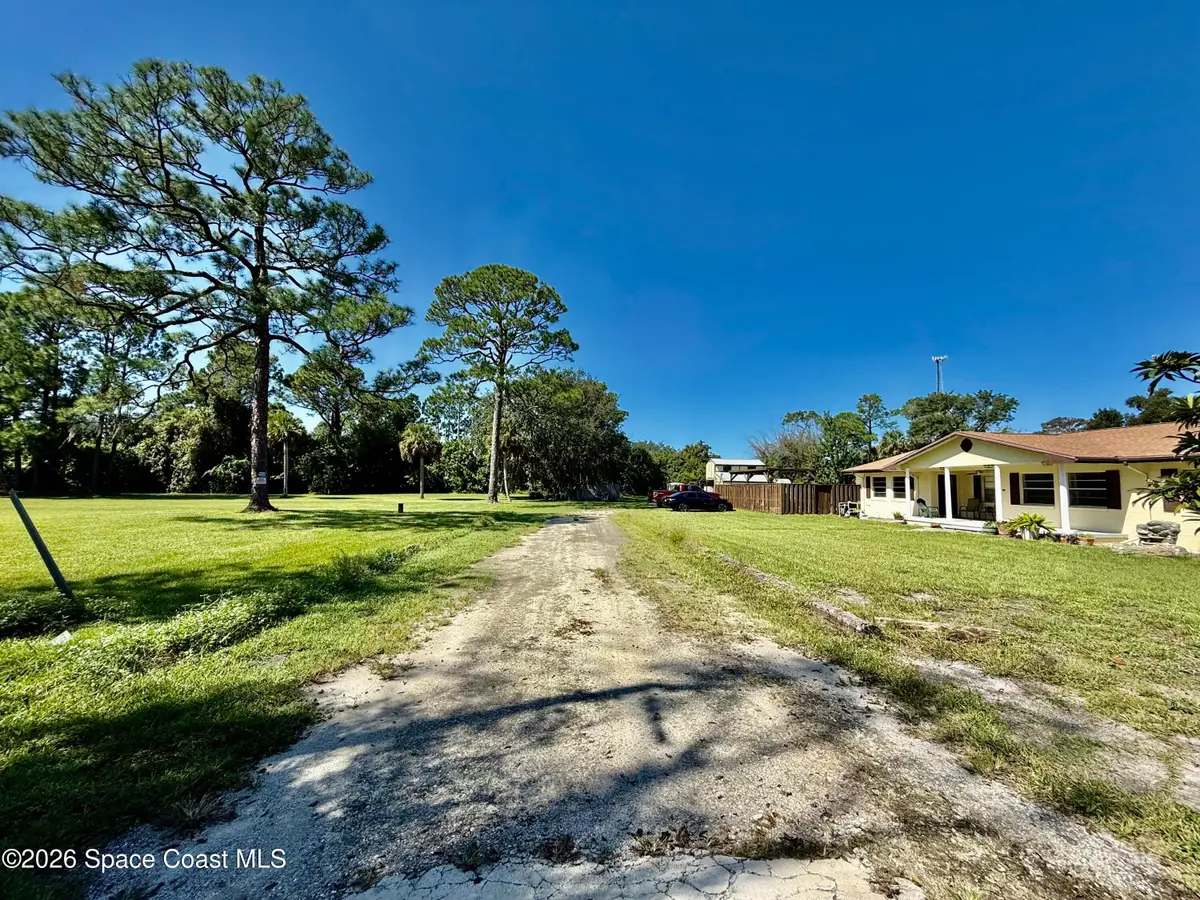 810 Kanawha Street, Cocoa, FL 32927 - #1