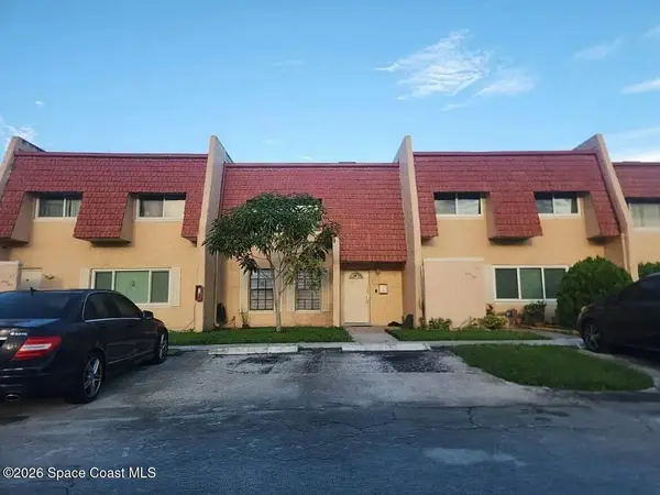 43 Spinning Wheel Lane, Tamarac, FL 33319