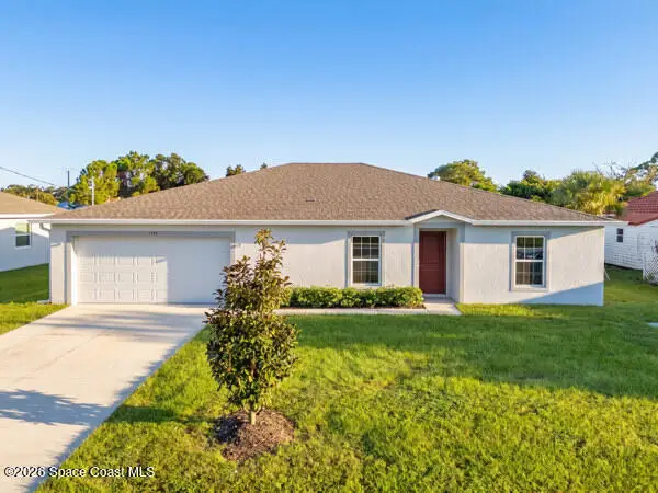 1390 Schumann Drive, Sebastian, FL 32958