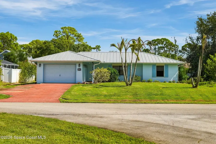 160 Nebraska Circle, Sebastian, FL 32958 - #3