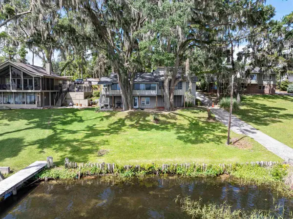 1055 NE Cherry Lake Circle, Madison, FL 32340