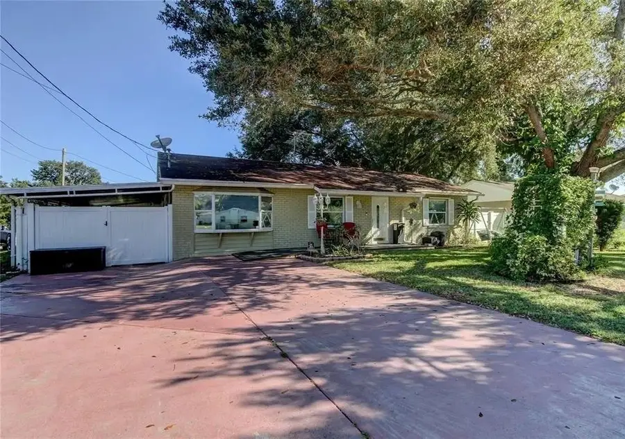 38621 North Avenue, Zephyrhills, FL 33542 - Image #2