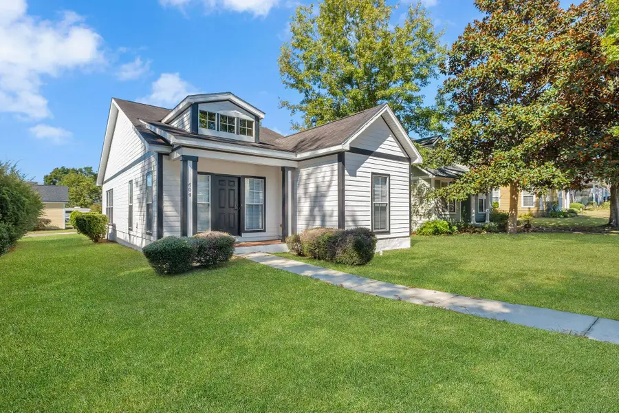 604 N M L King Jr Boulevard, Tallahassee, FL 32301 - Image #2