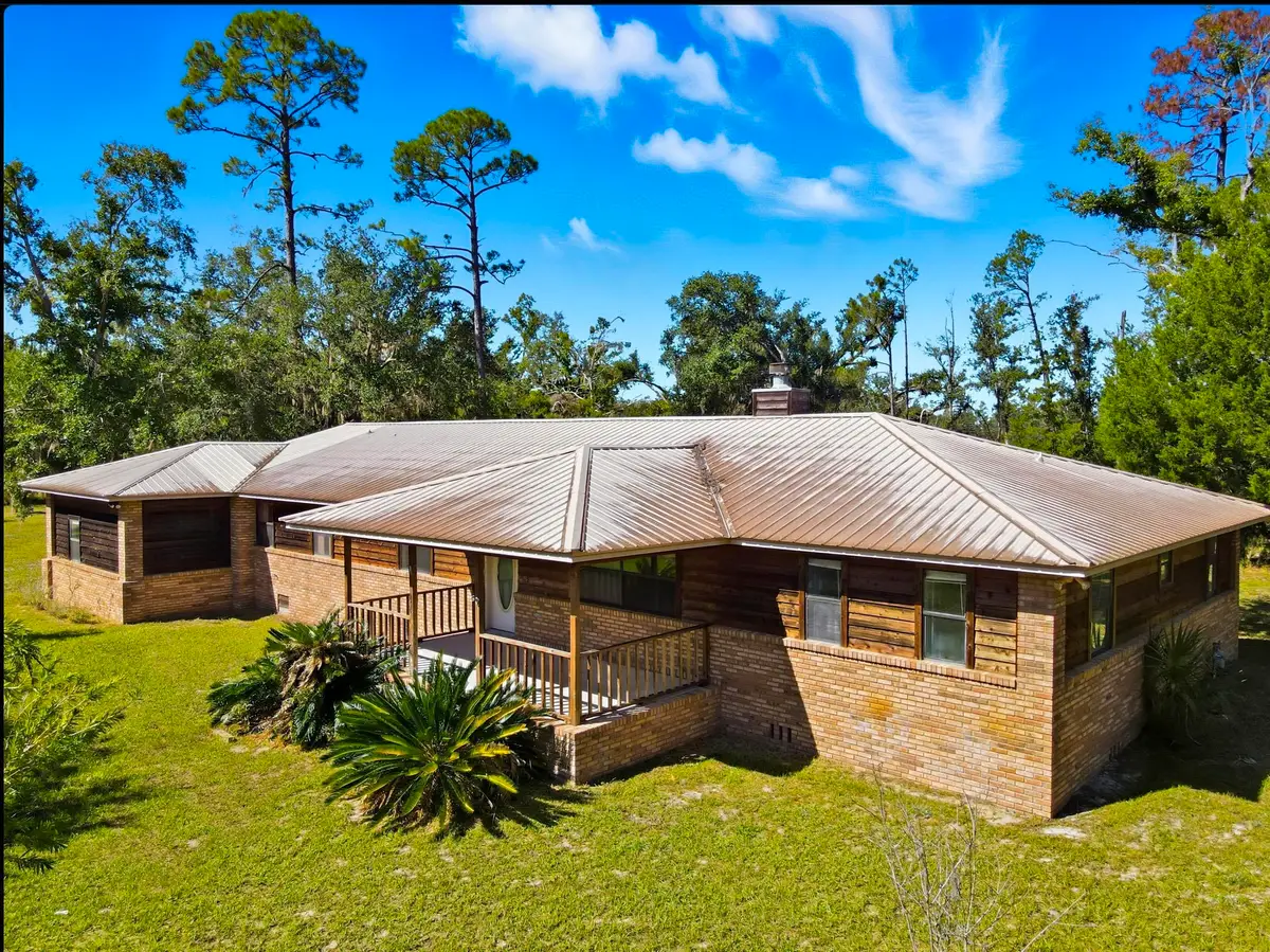 154 W Davis Walker Road, Perry, FL 32348 - Image #1