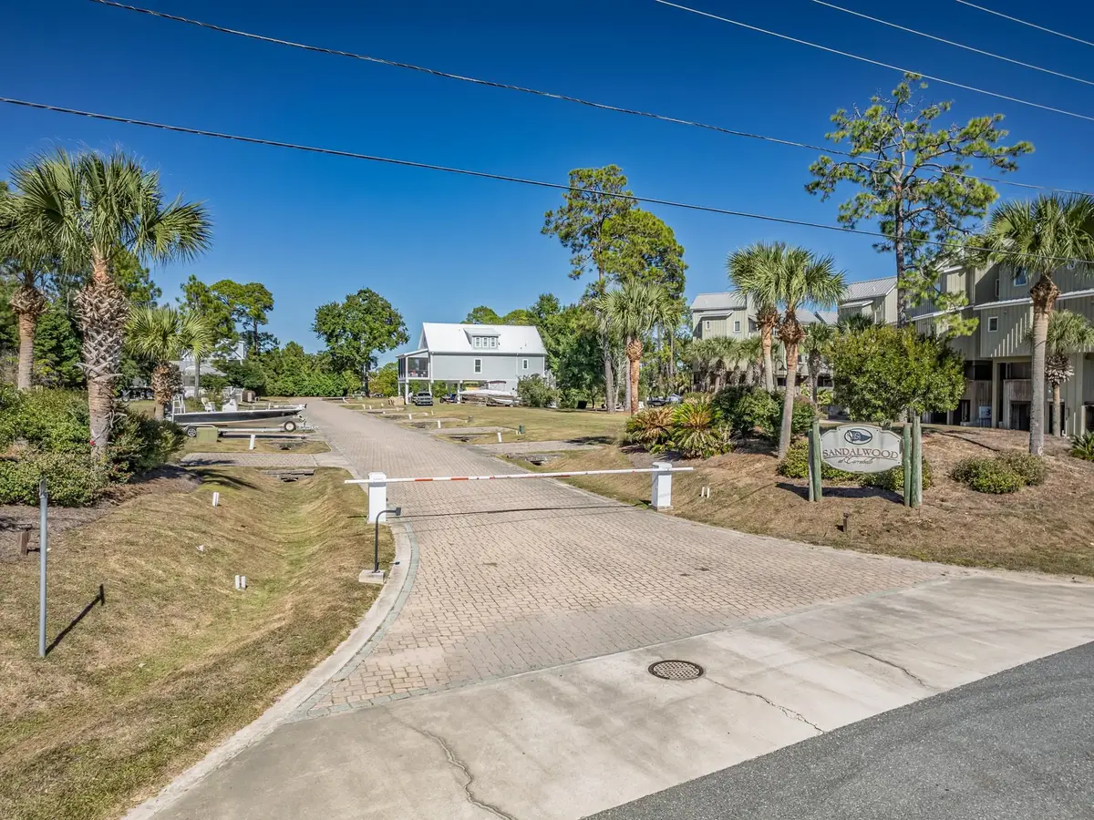 364 Sandalwood Trc, Carrabelle, FL 32322 - Image #1