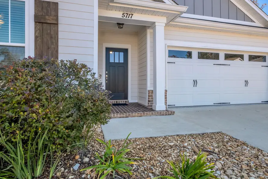 5717 Village Ridge Lane, Tallahassee, FL 32312 - Image #2