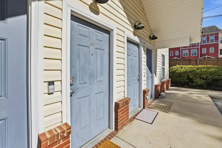 990 W Brevard Street #421, Tallahassee, FL 32304 - Image #2