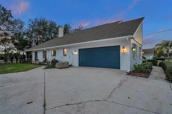 4611 9th St E, Other Florida, FL 34222