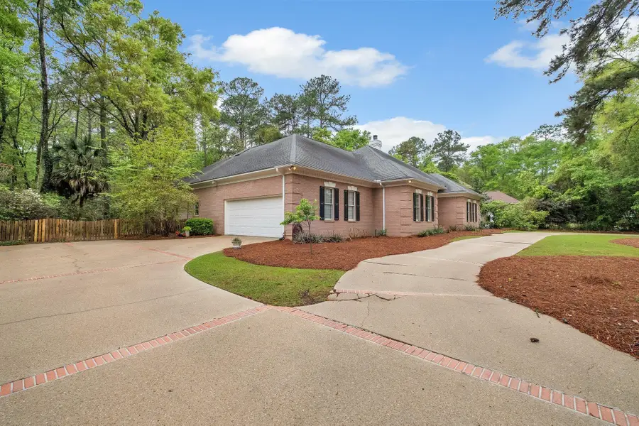 8555 Congressional Drive, Tallahassee, FL 32312 - Image #3