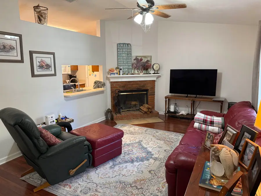 140 W Whetherbine Way #B, Tallahassee, FL 32301 - Image #2