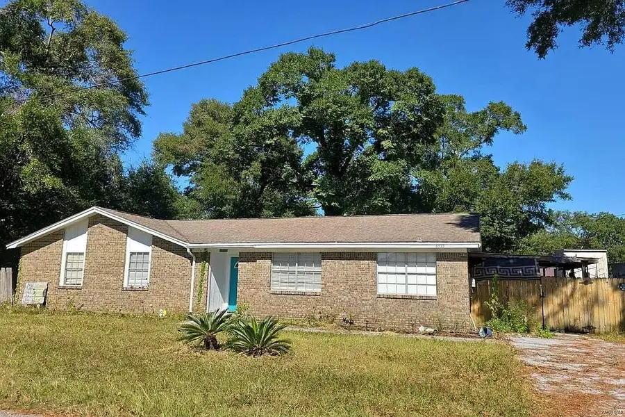 6535 Kennington Circle, Skyline, FL 32570 - Image #2