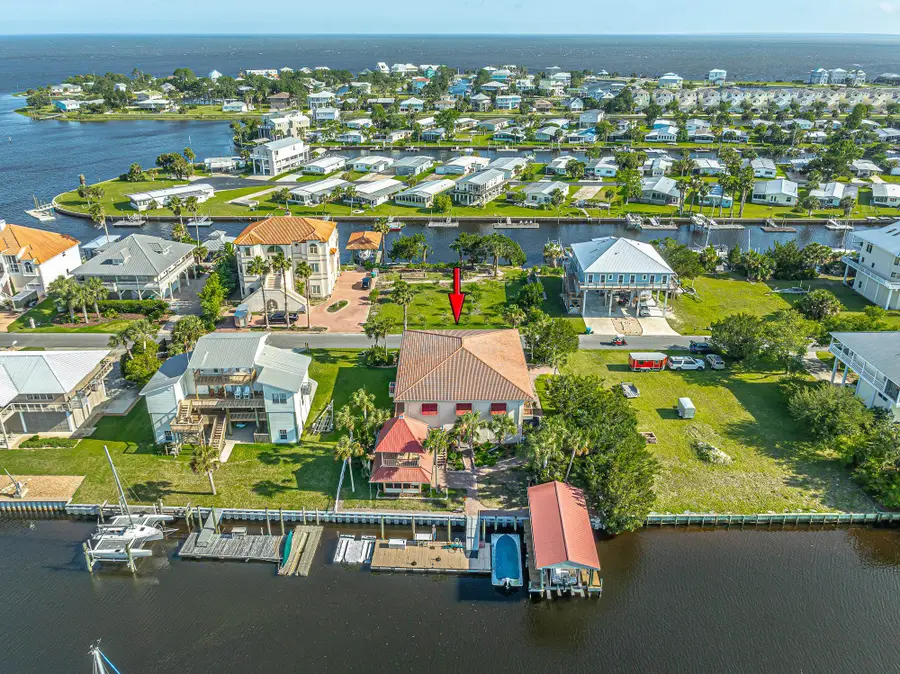 92 Royster Drive, Crawfordville, FL 32327 - Image #2