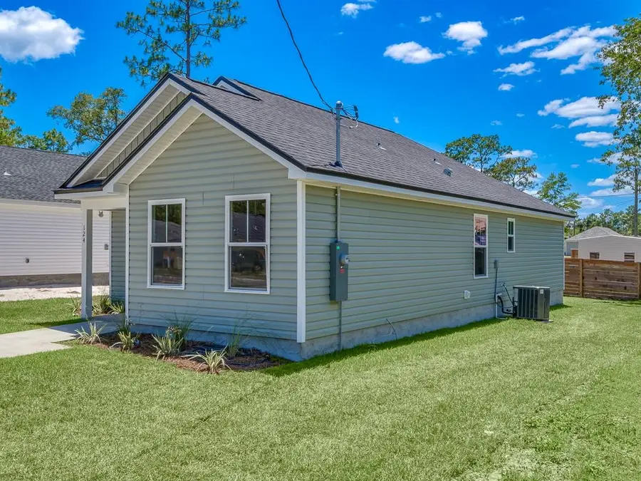44 Franklin Drive, Crawfordville, FL 32327 - Image #2