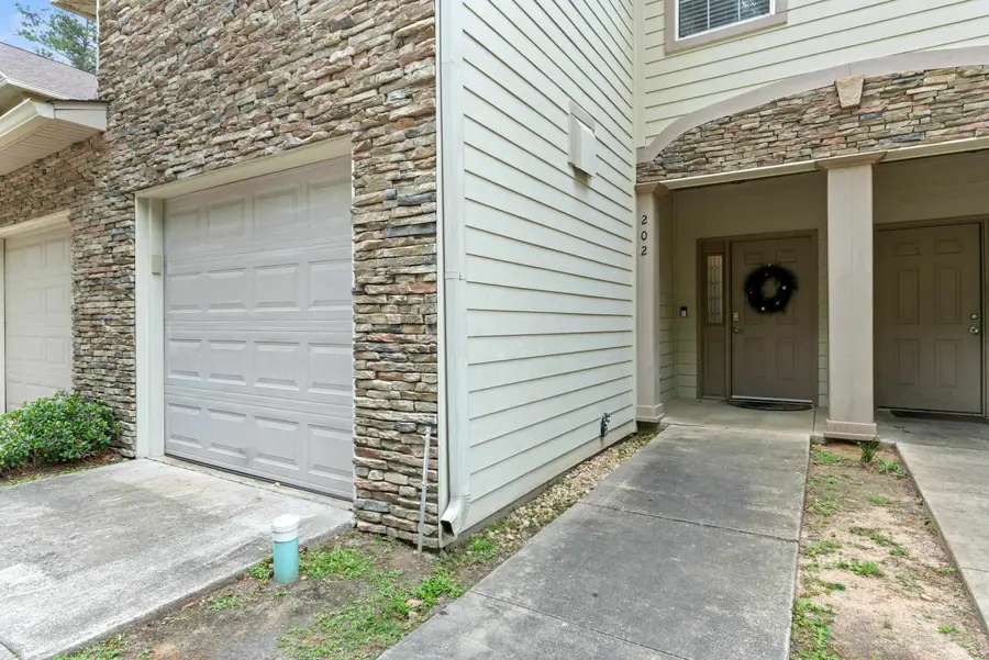 1325 Stone Rd #202, Tallahassee, FL 32303 - Image #3