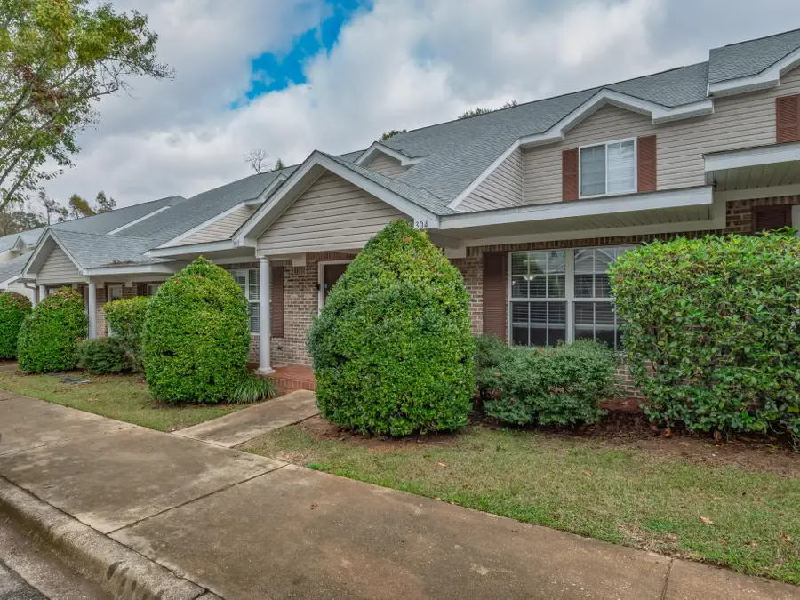 2738 W Tharpe Street #304, Tallahassee, FL 32303 - Image #3