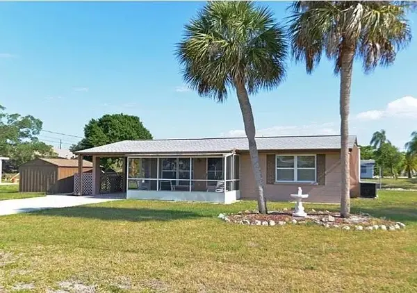848 E 4th Street, Other Florida, FL 34223