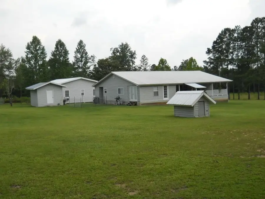 2590 Schmidt Lane, Chipley, FL 32428 - Image #2