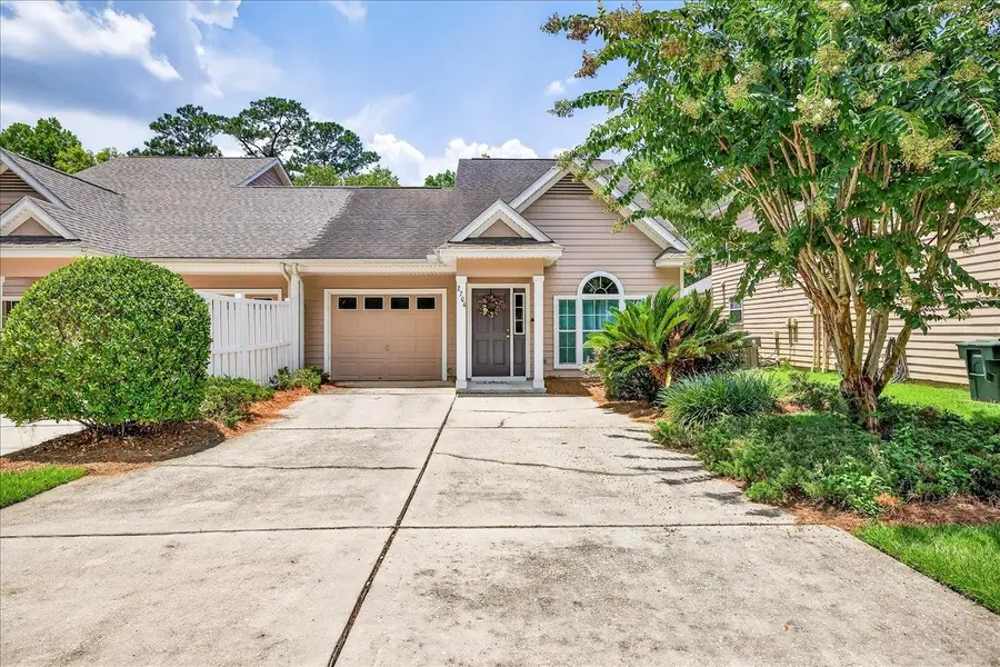 2704 Laurelwood Lane, Tallahassee, FL 32308 - Image #3