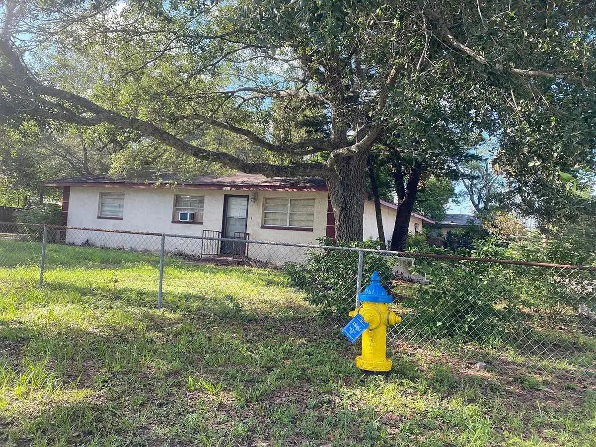 5211 E 30th Avenue, Tampa, FL 33619 - Image #1