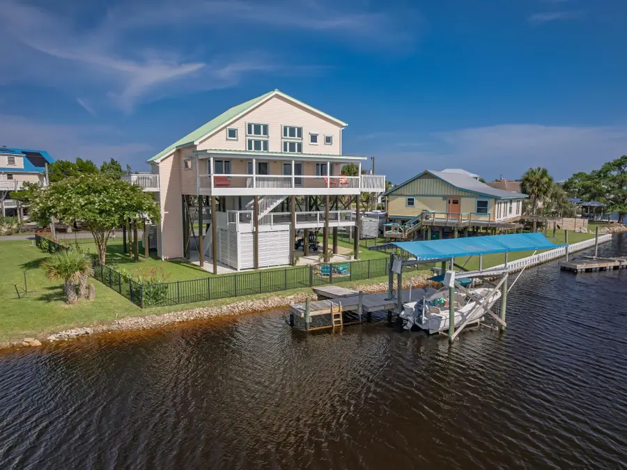 6 Gulf Breeze Court, Crawfordville, FL 32327 - Image #2