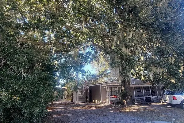 355 Linden Lane, Other Florida, FL 32073