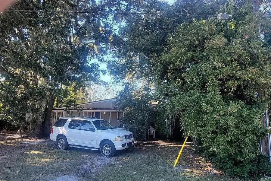 355 Linden Lane, Bellair Meadowbrook Terrace, FL 32073 - Image #3