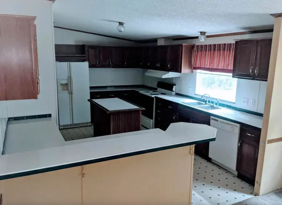 102 Lauderdale Lane, Crawfordville, FL 32327 - Image #3