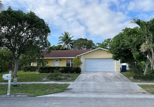 160 Martin Circle, Other Florida, FL 33411