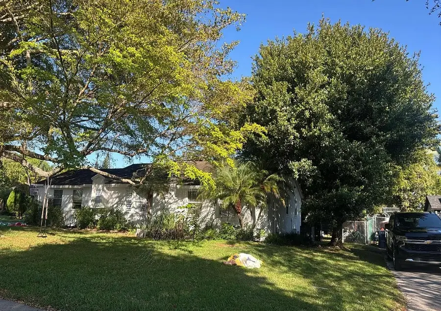 15021 SW 154th Terrace, Miami, FL 33187 - Image #2