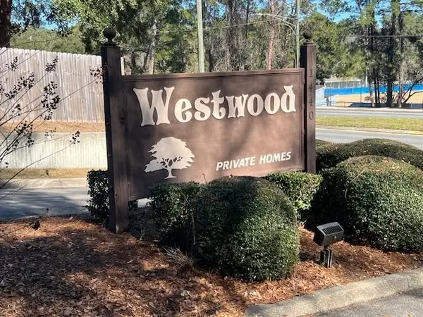 208 Westwood Drive, Tallahassee, FL 32304