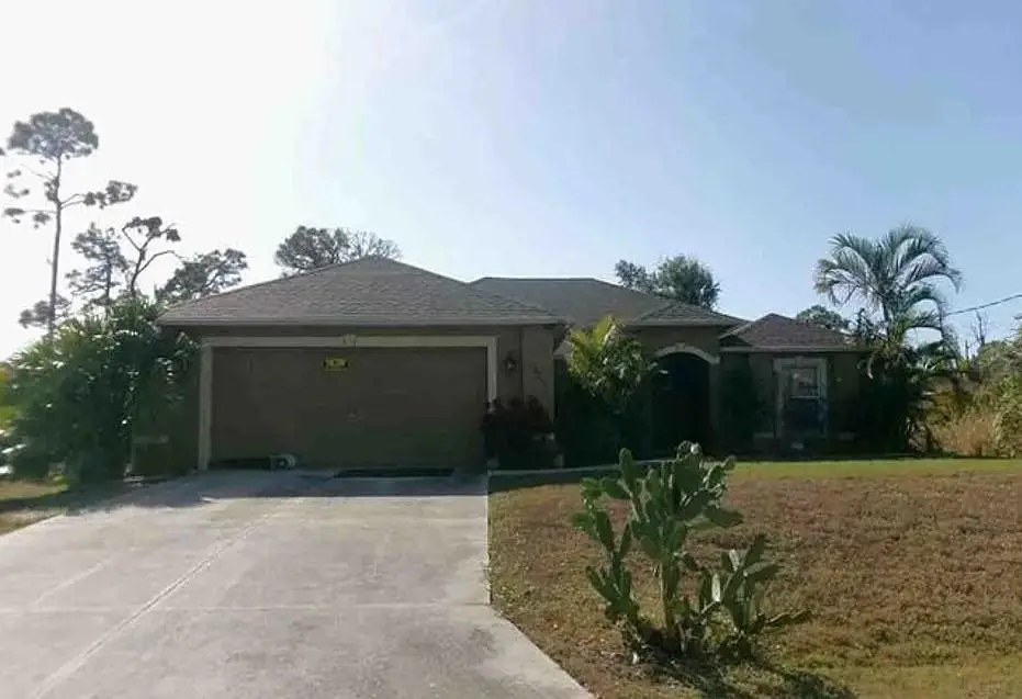 17215 Berwin Avenue, Port Charlotte, FL 33948 - Image #1